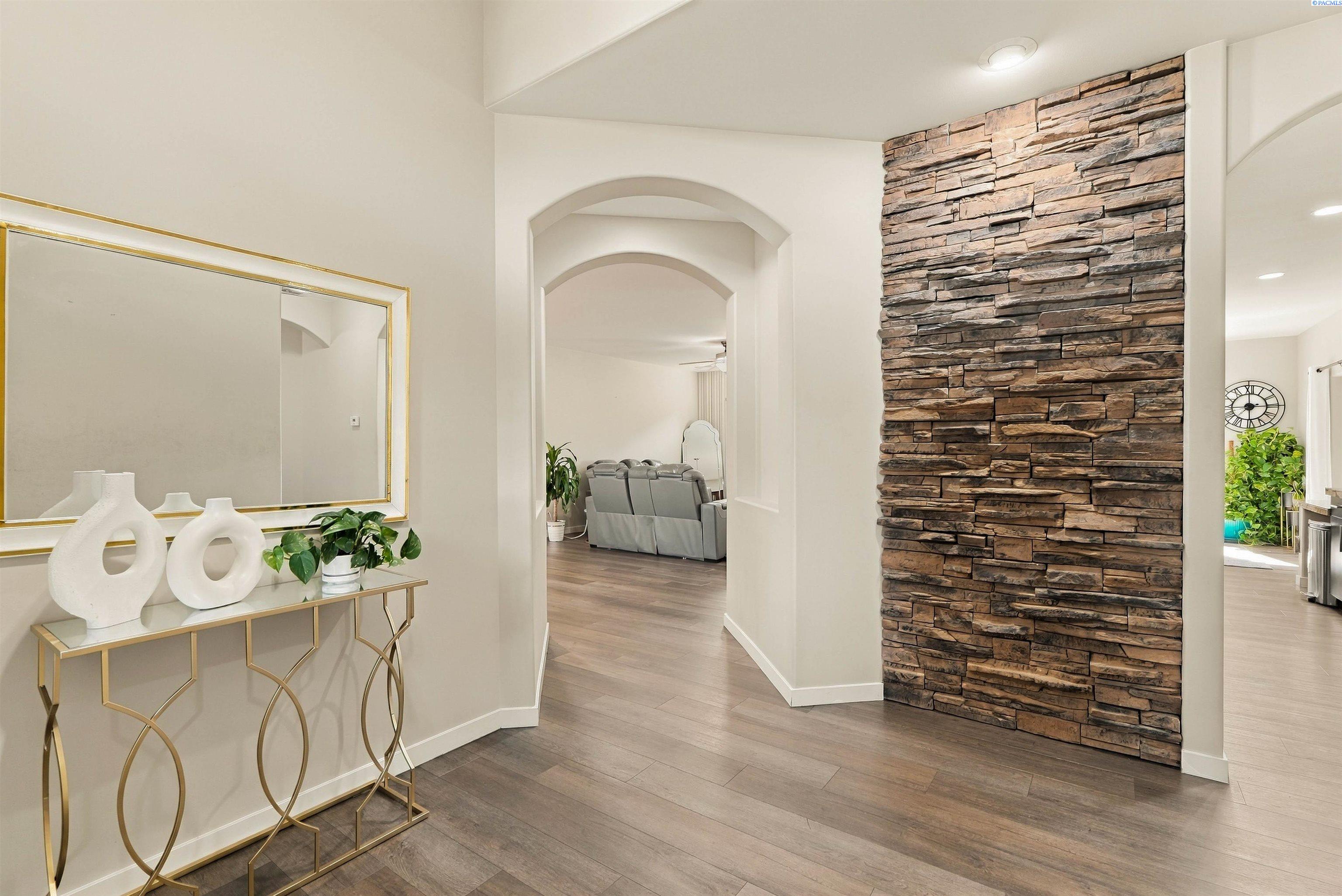497 Charbonnueau Dr