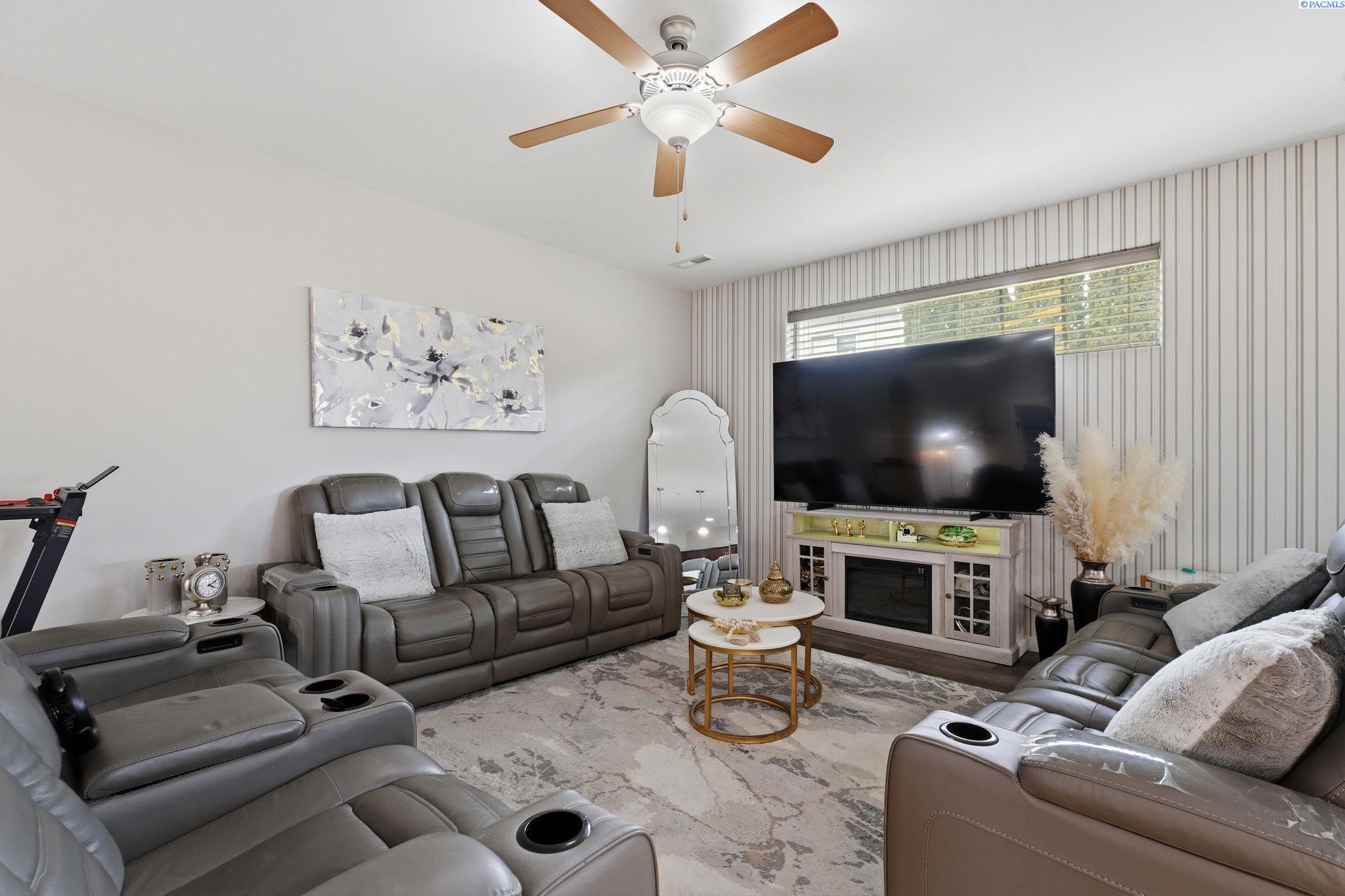 497 Charbonnueau Dr
