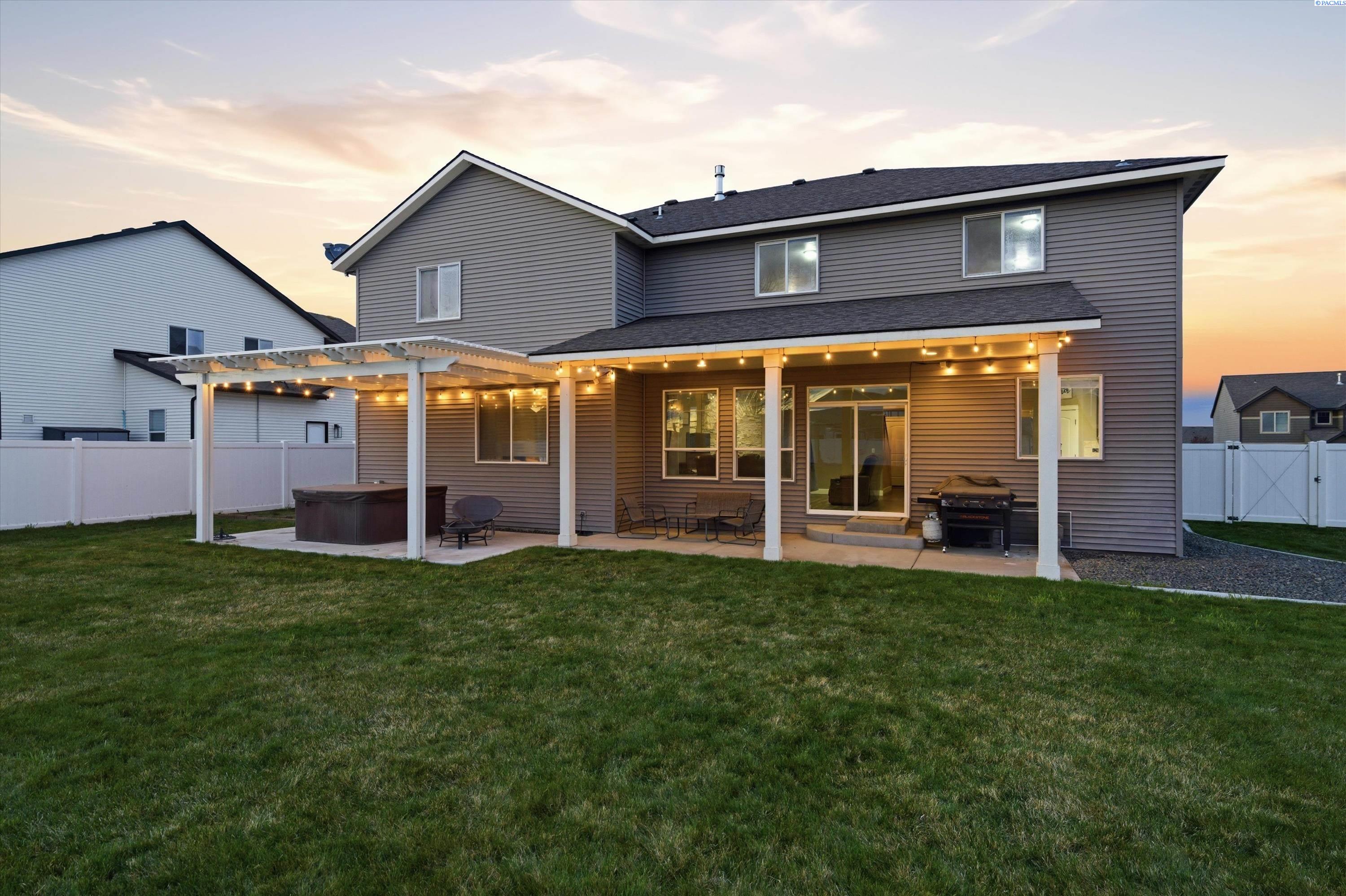 5714 Santa Fe Ln