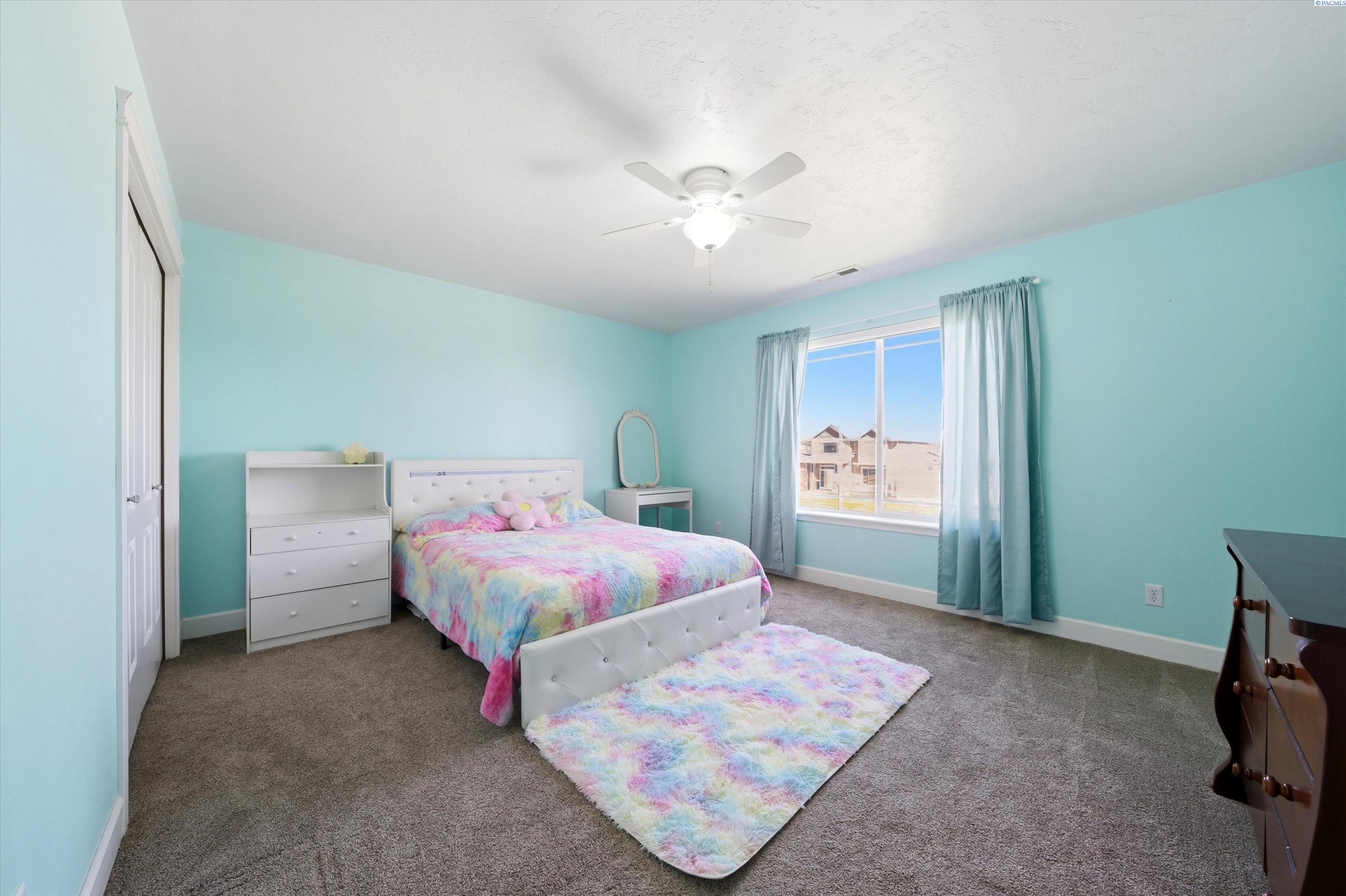 5714 Santa Fe Ln