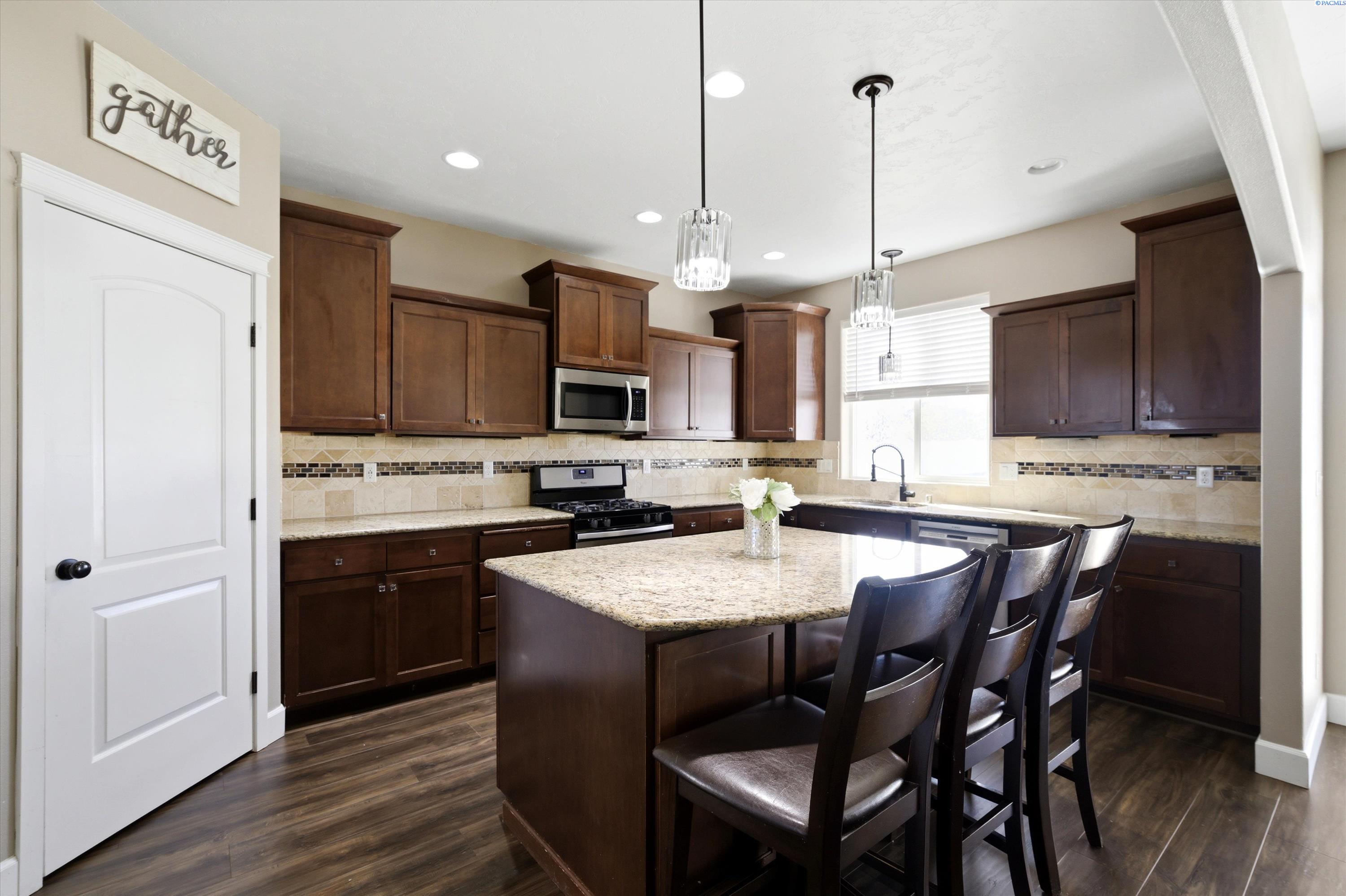 5714 Santa Fe Ln