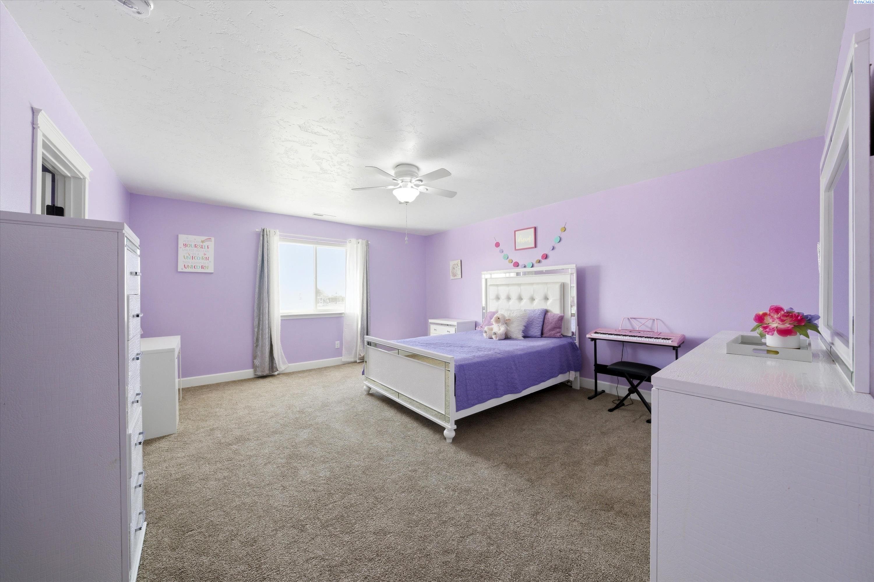 5714 Santa Fe Ln