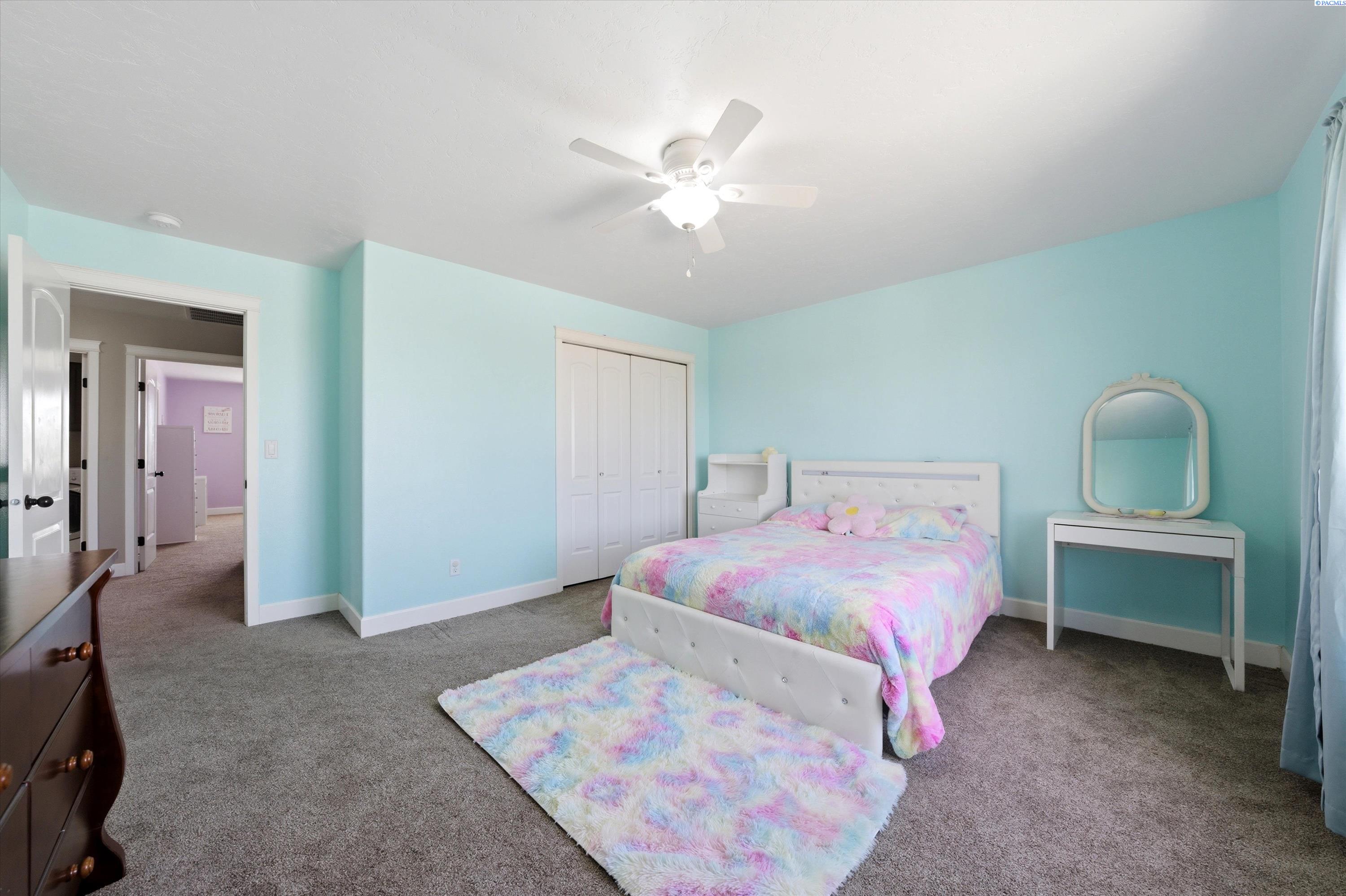 5714 Santa Fe Ln