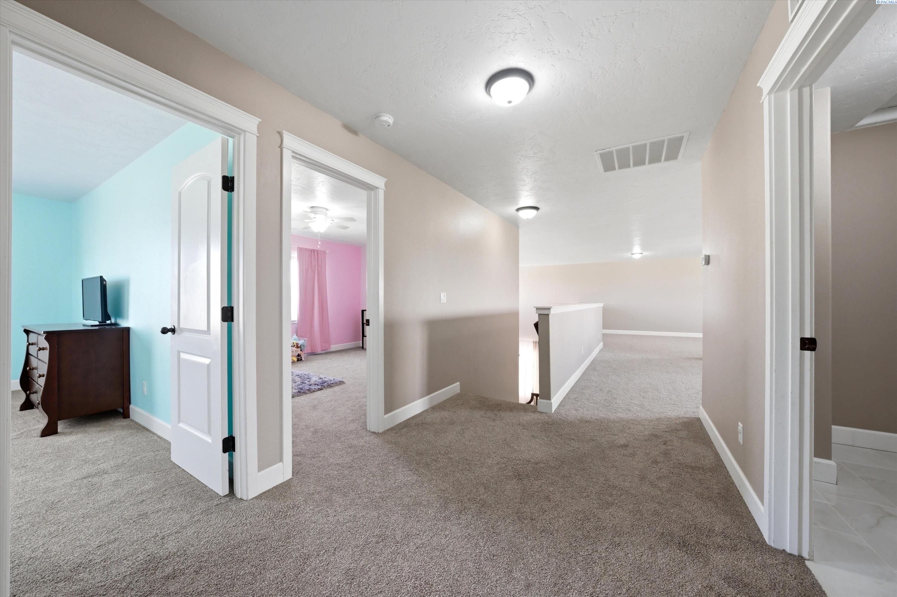 5714 Santa Fe Ln