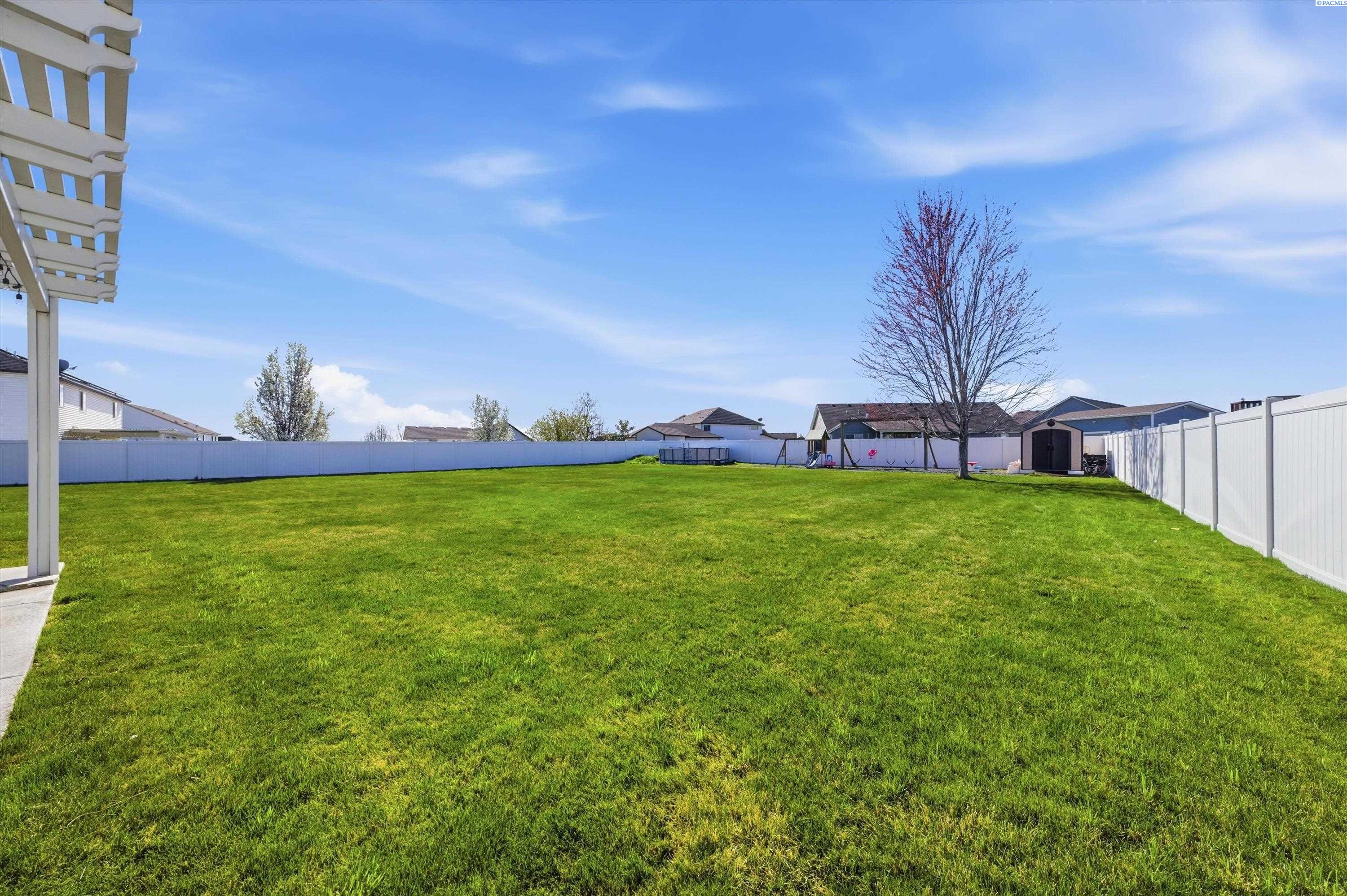 5714 Santa Fe Ln