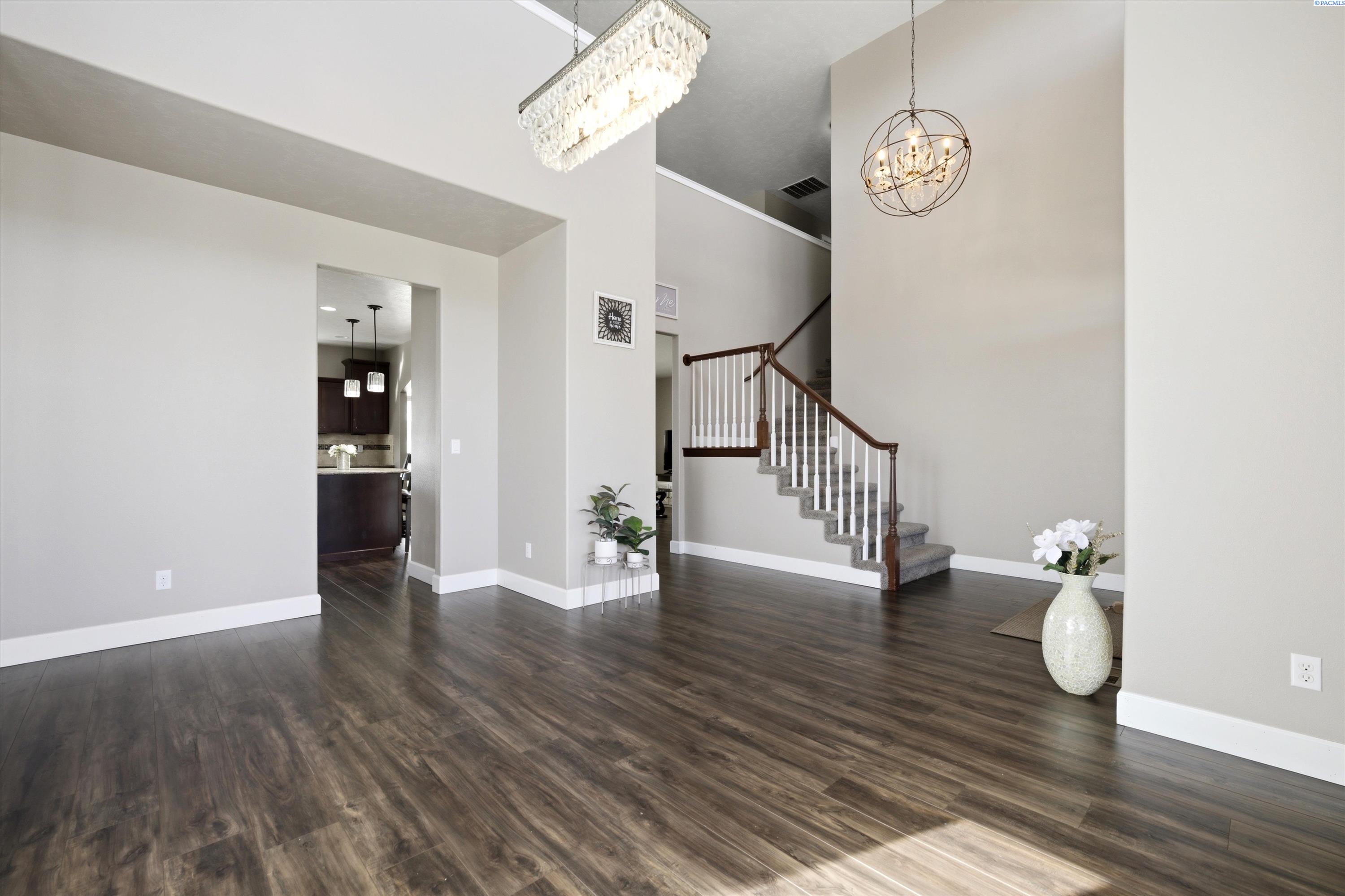 5714 Santa Fe Ln