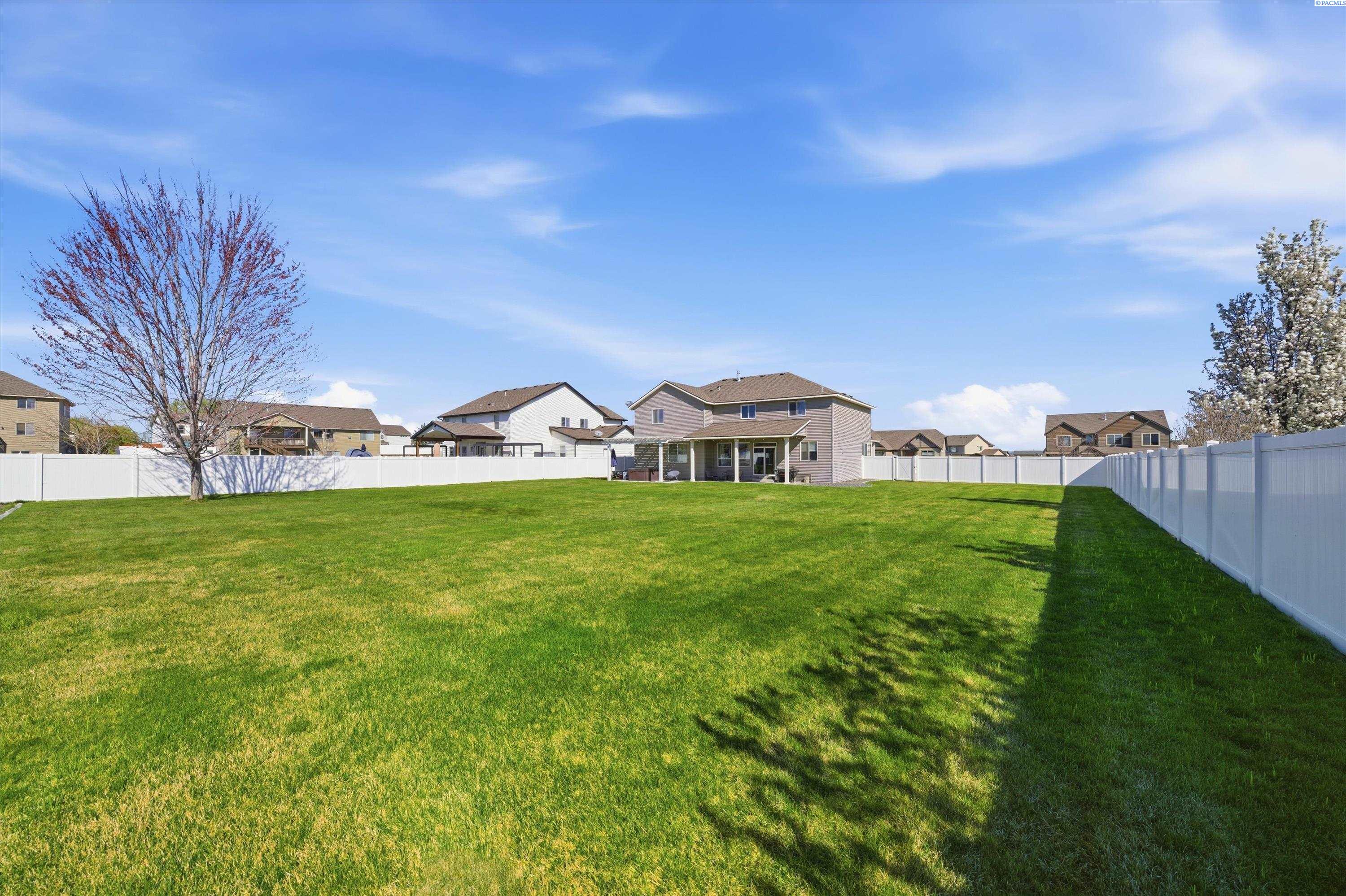 5714 Santa Fe Ln