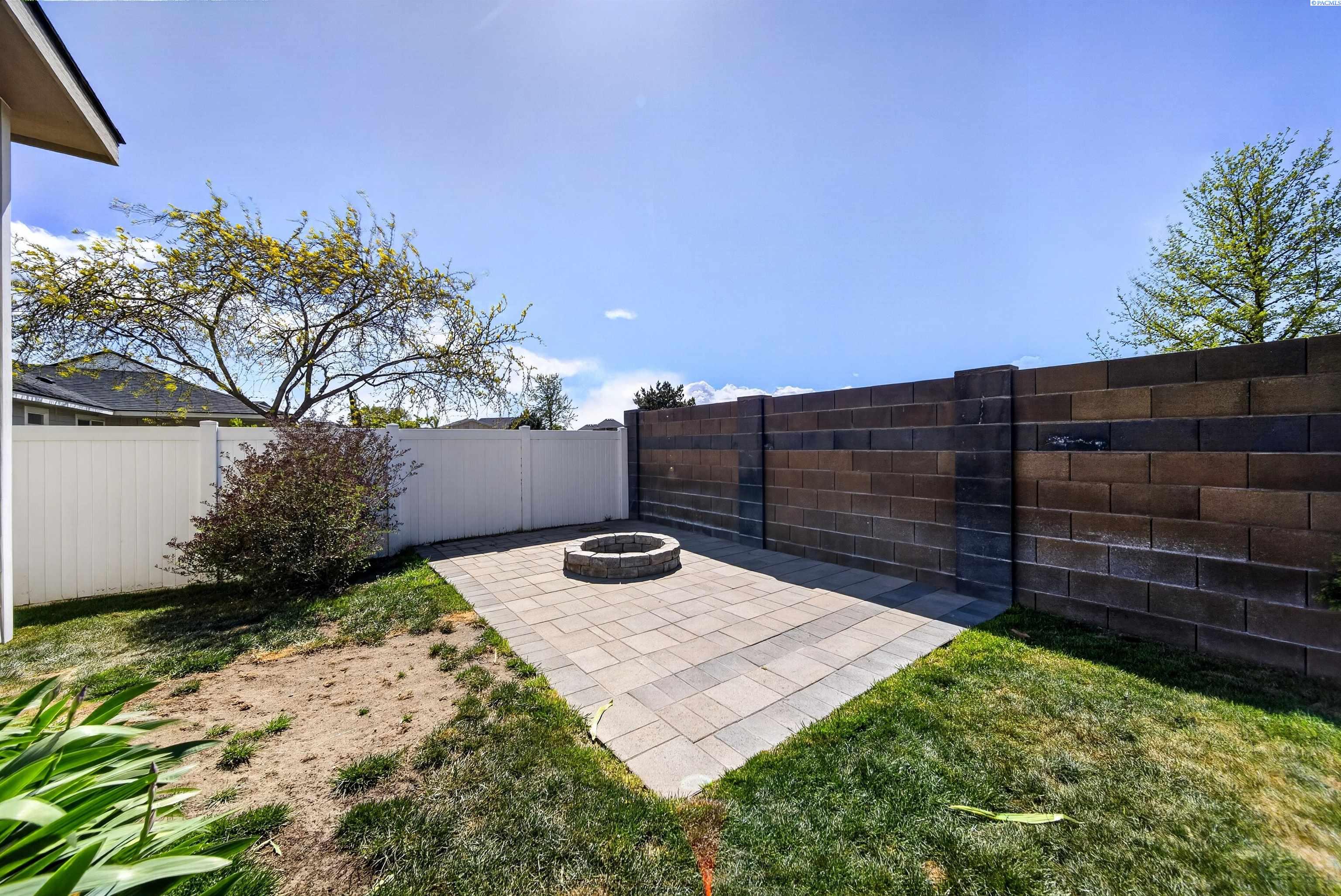 5216 Madrid Ln