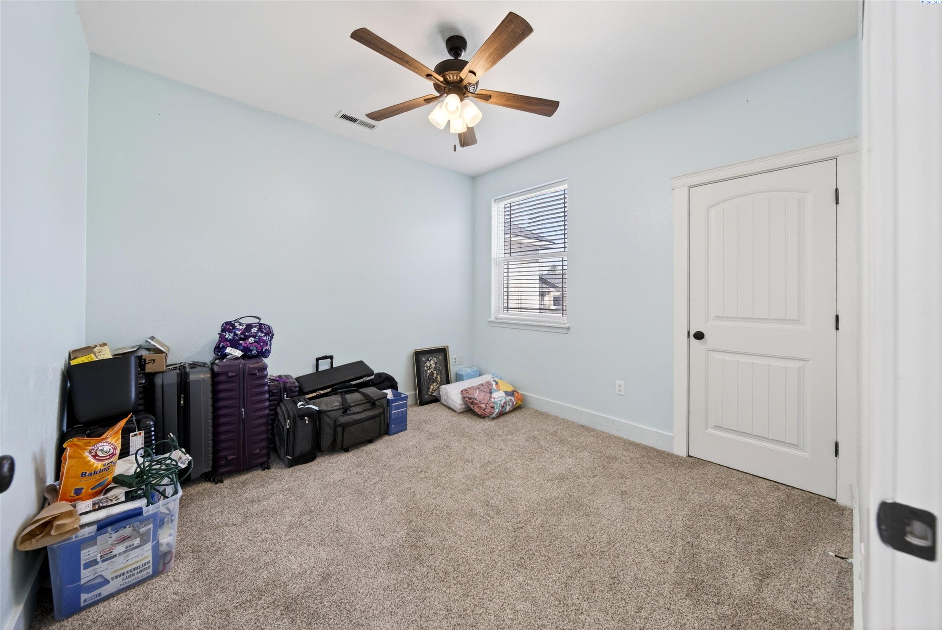 5216 Madrid Ln