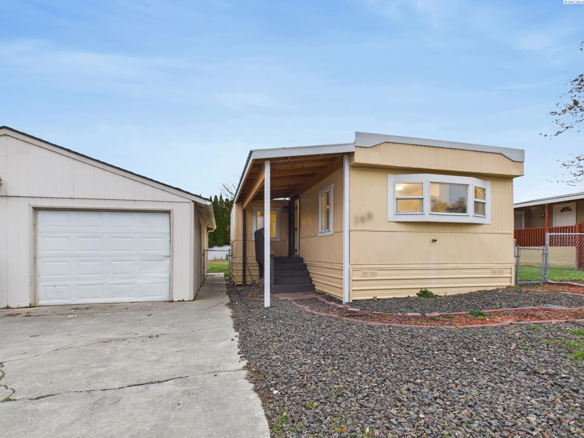 2105 N Steptoe St # 168