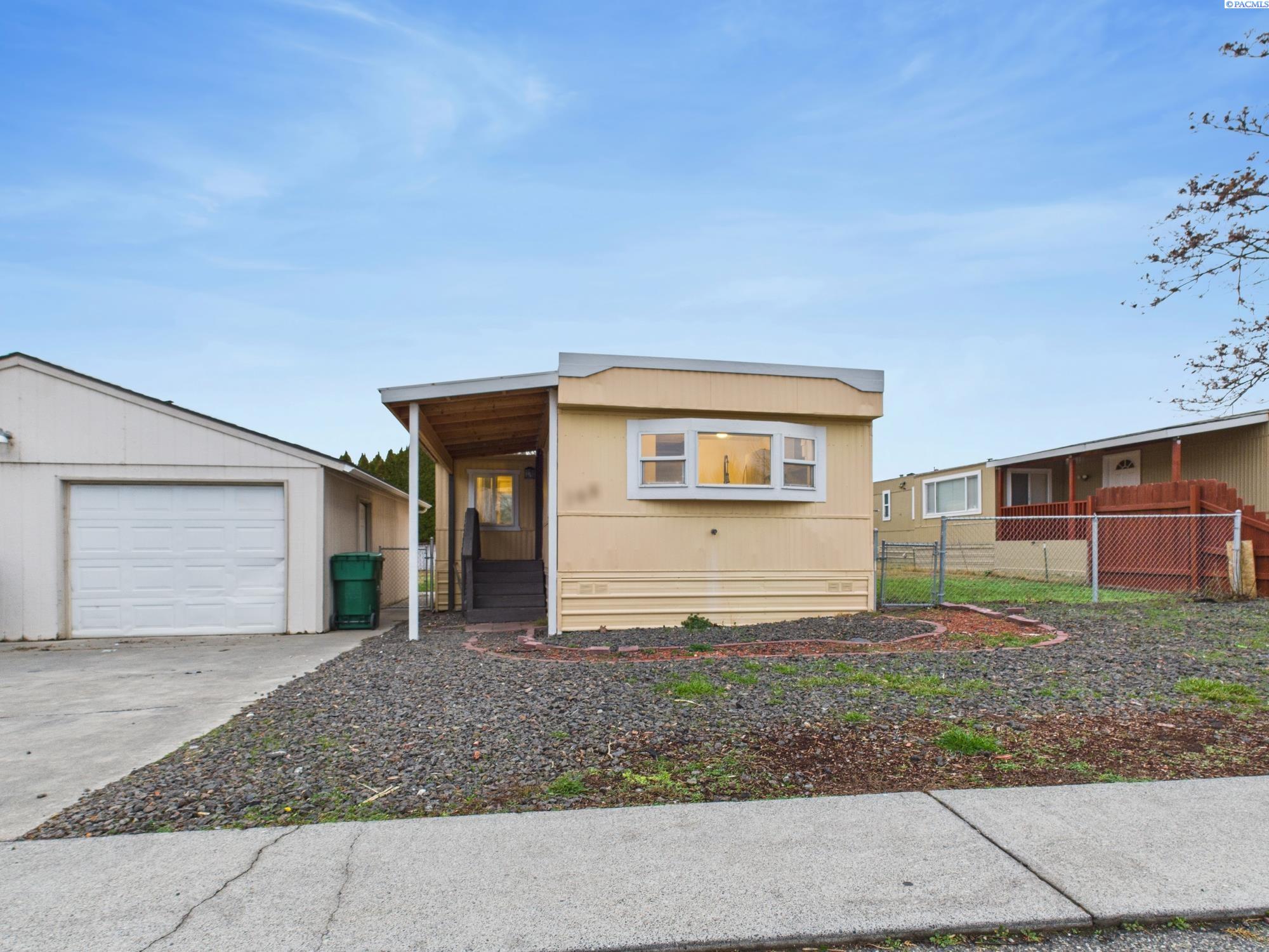 2105 N Steptoe St # 168