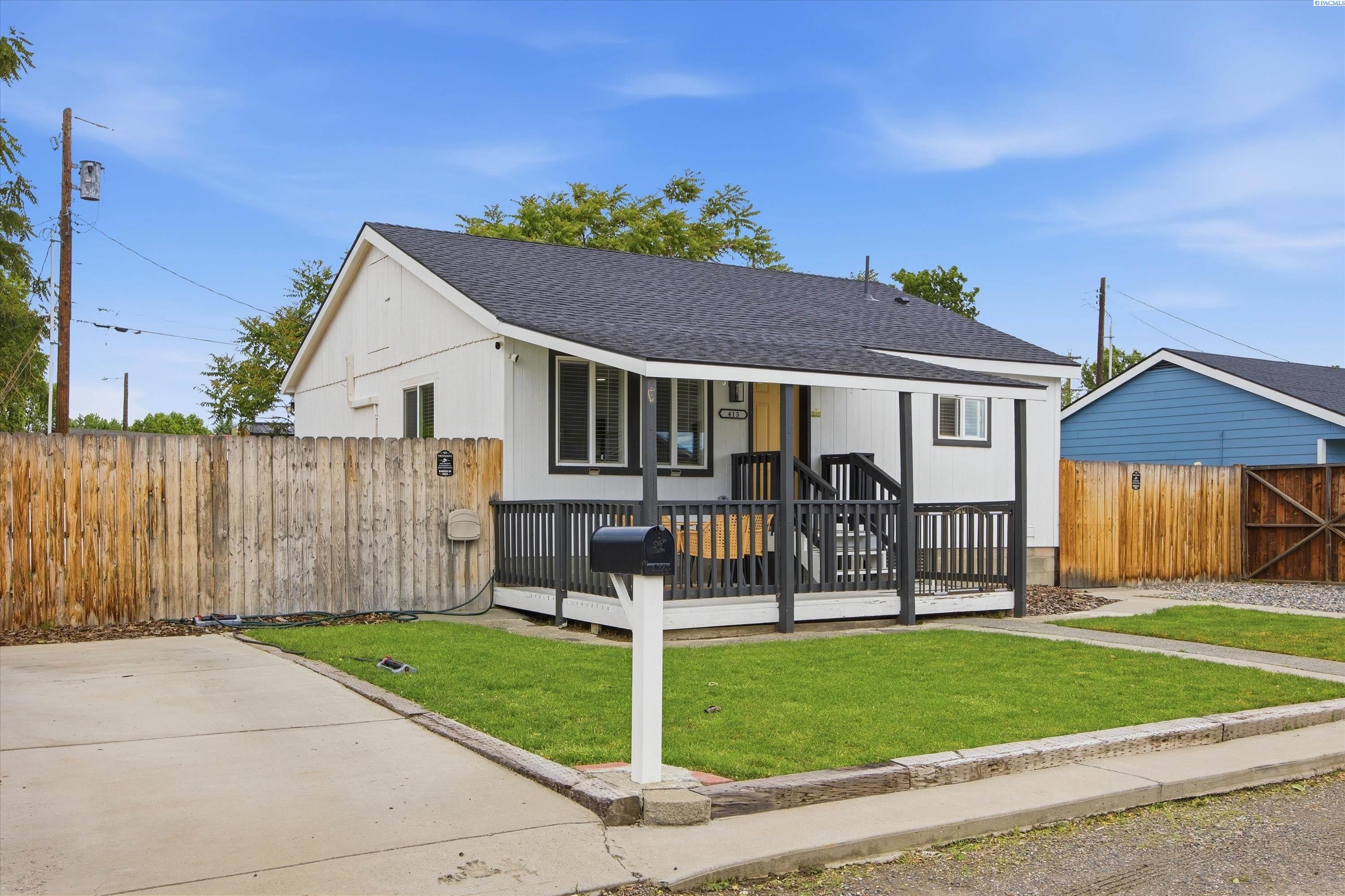 413 Snow Ave