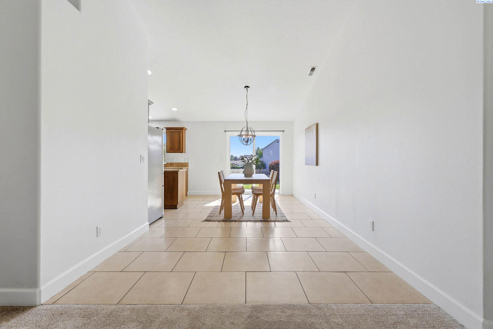 1503 S Edison St