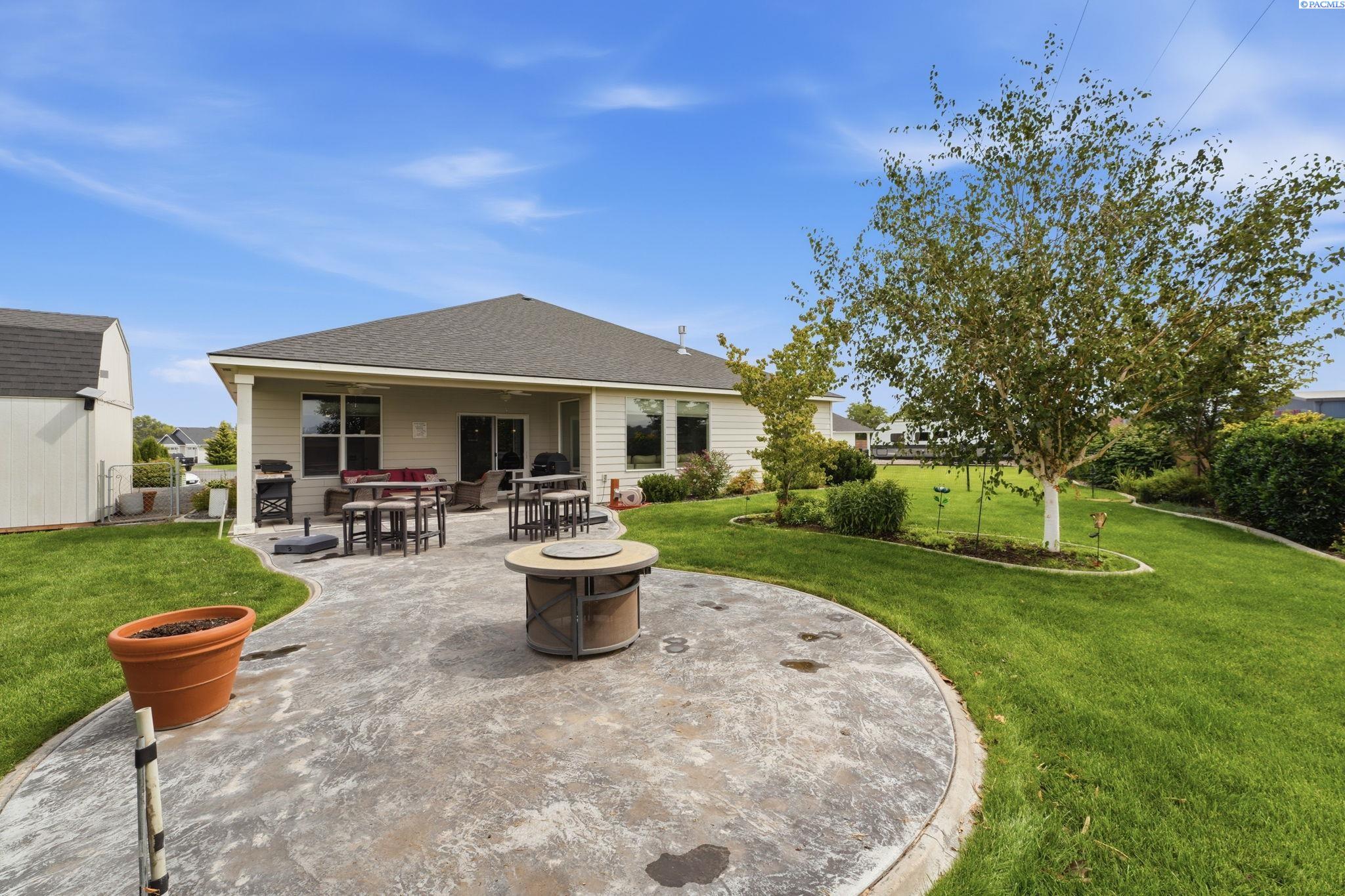 1500 Steele ct