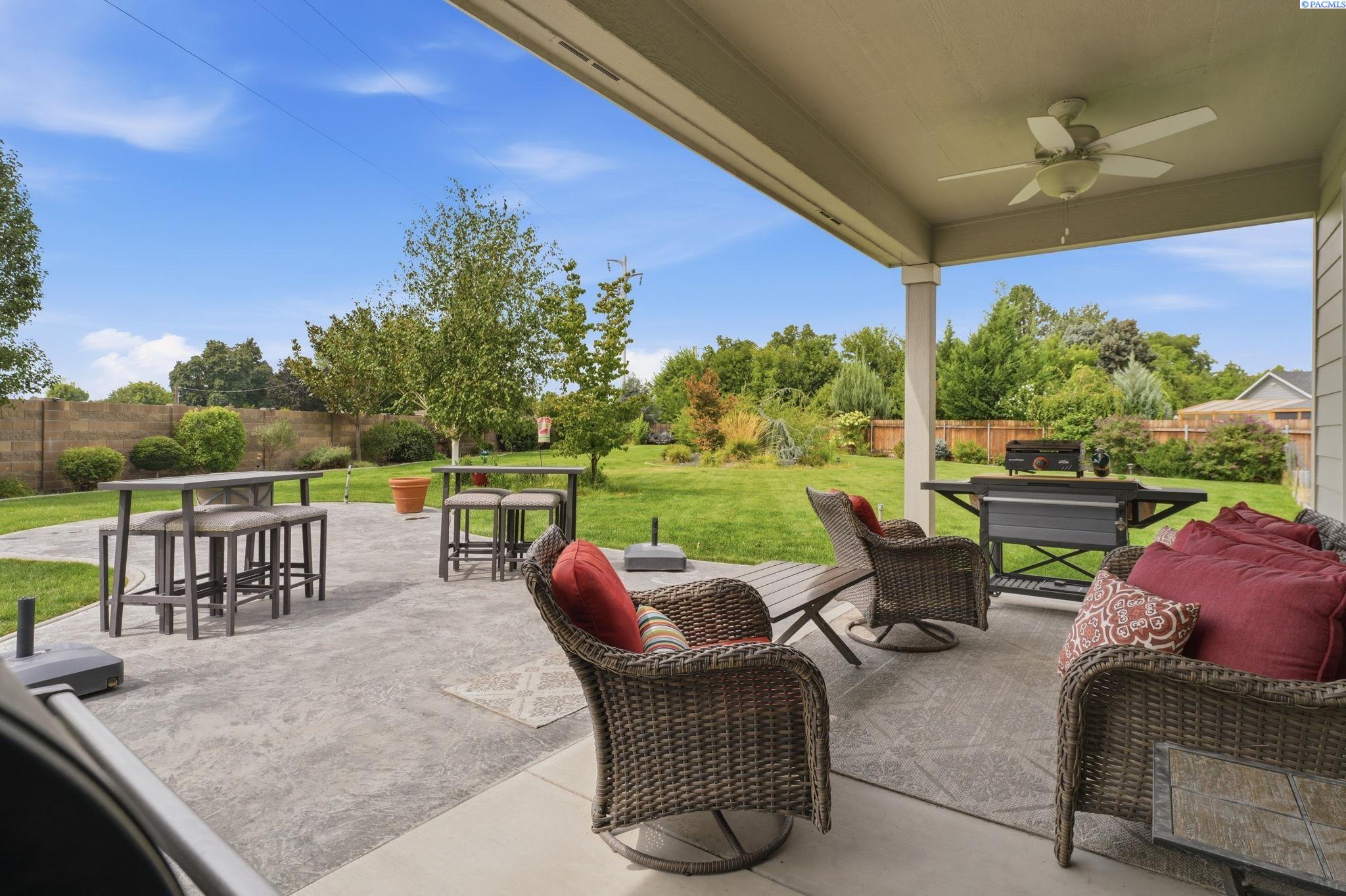 1500 Steele ct