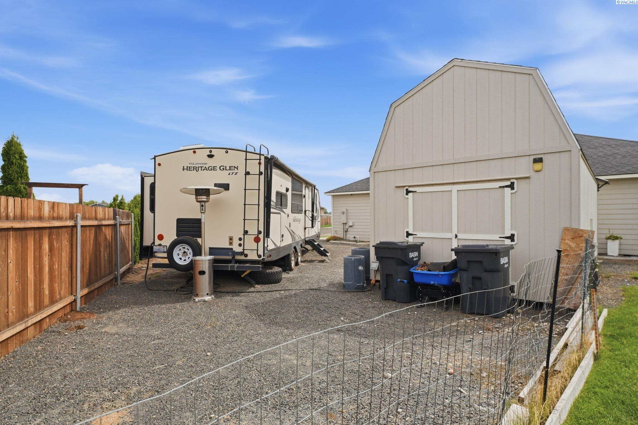 1500 Steele ct