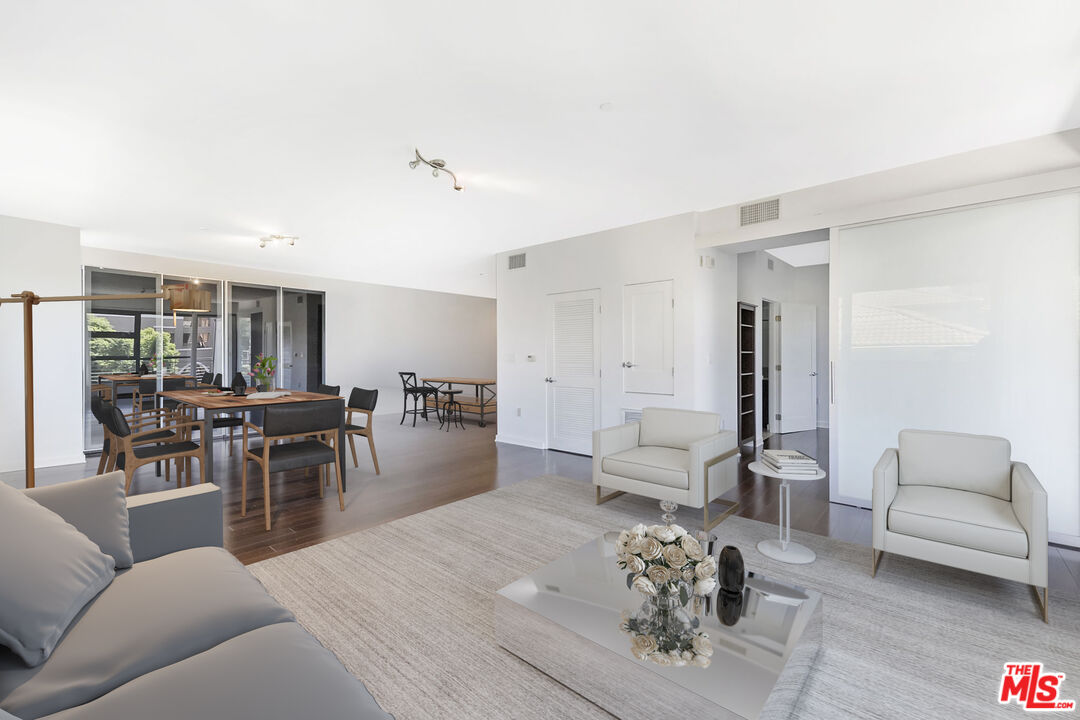 13045 PACIFIC PROMENADE Unit: 305