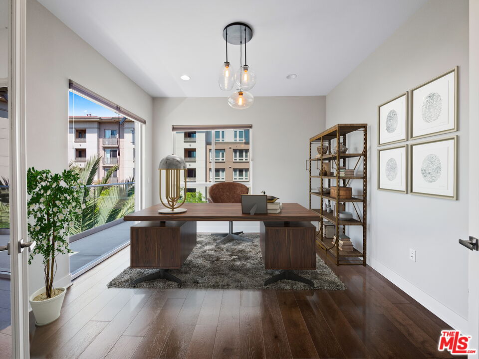 5695 GOLDENEYE CT Unit: 2