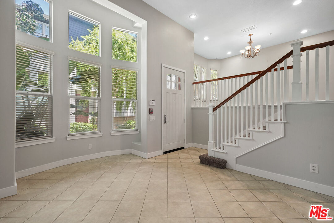 6020 CELEDON CRK Unit: 9