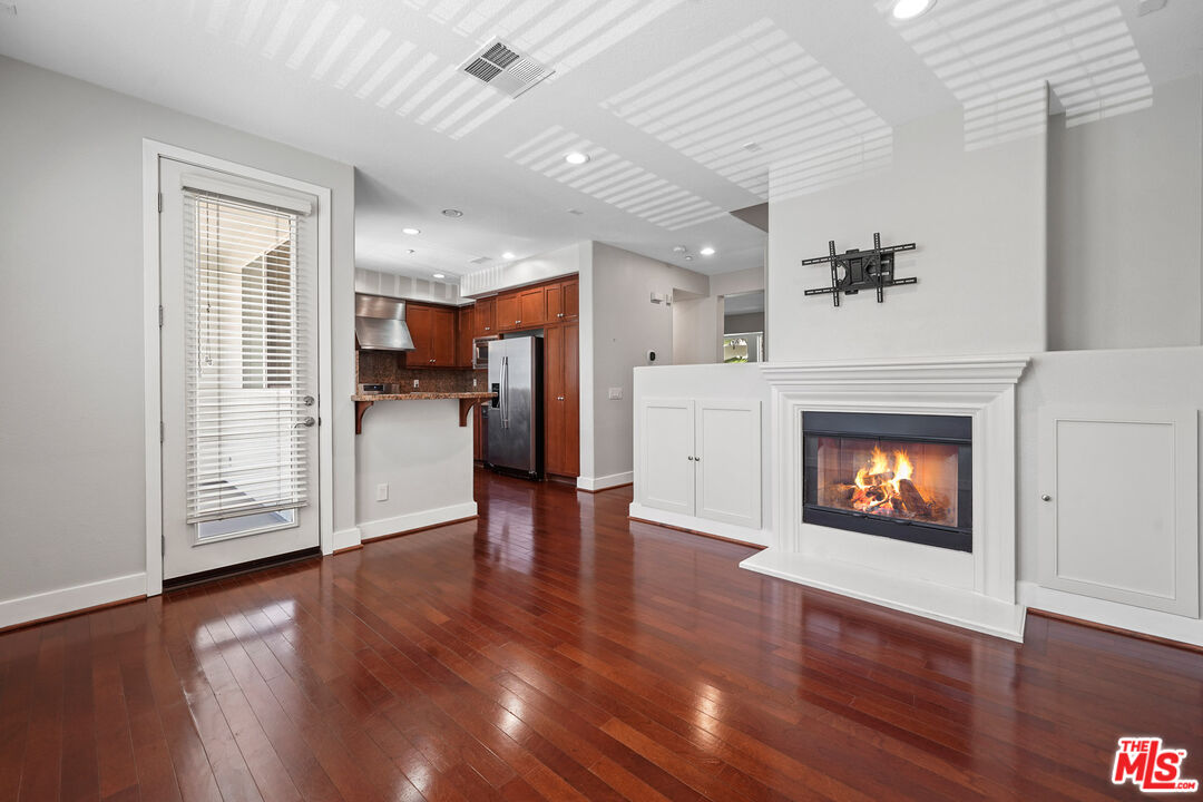 6020 CELEDON CRK Unit: 9