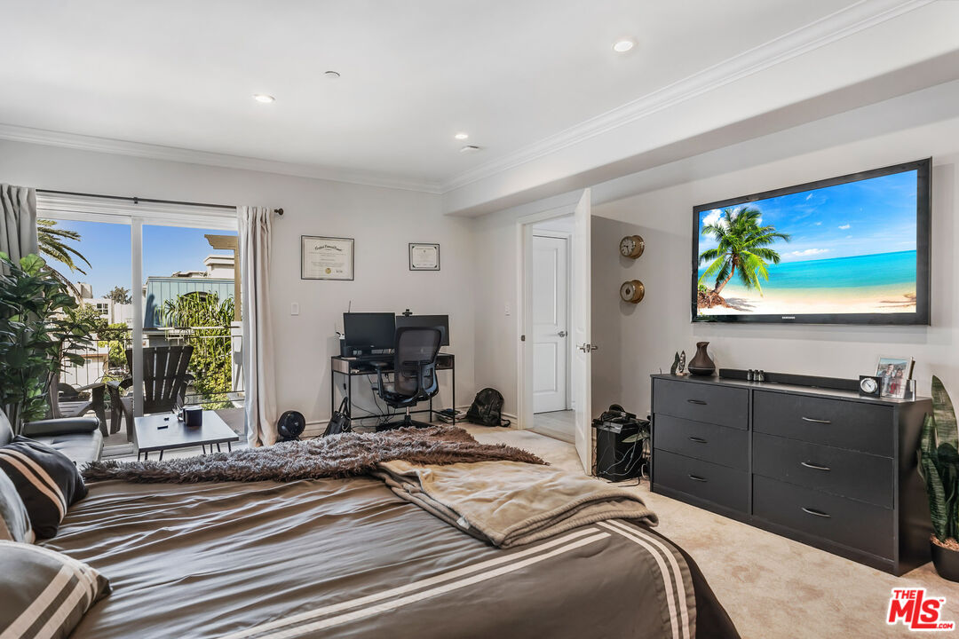 1920 Malcolm Ave Unit: 401