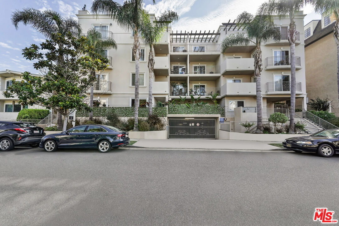 1920 Malcolm Ave Unit: 401
