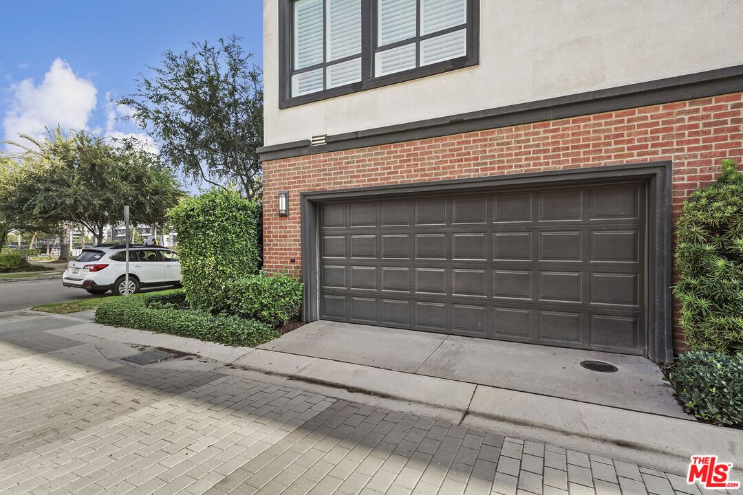 12558 W Fielding Cir Unit: 2