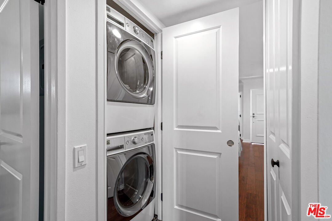 4370 Troost Ave Unit: 201