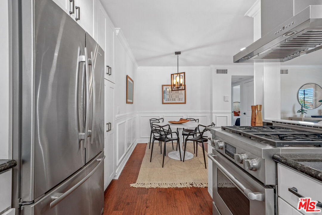 4370 Troost Ave Unit: 201