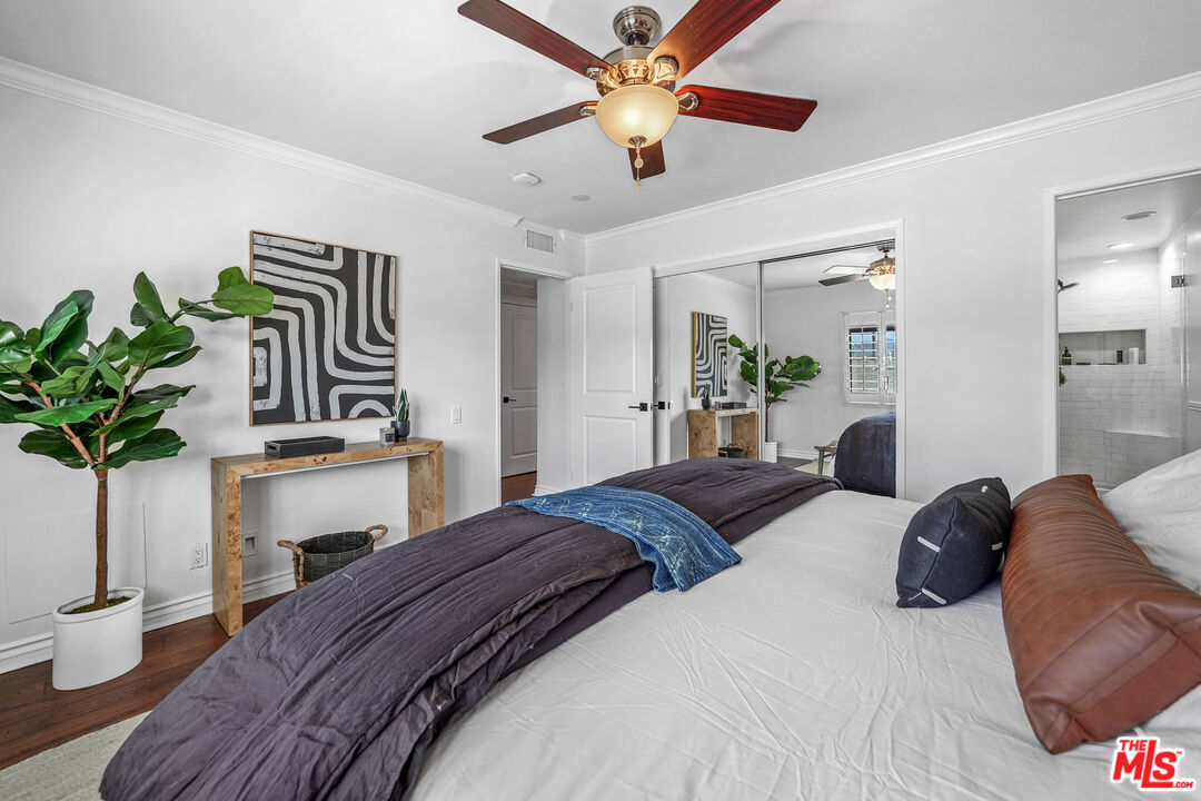 4370 Troost Ave Unit: 201