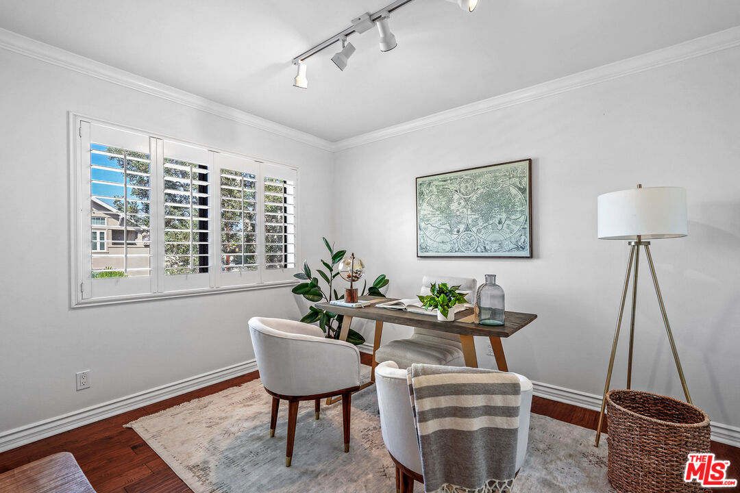 4370 Troost Ave Unit: 201