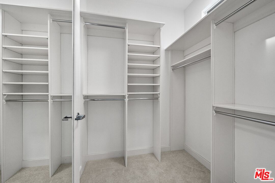 12526 W Fielding Cir Unit: 5