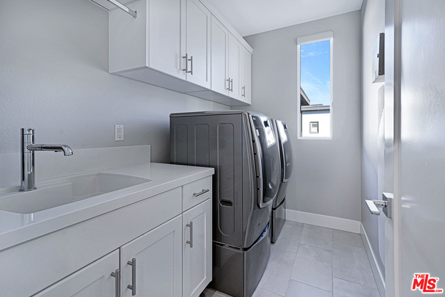 5827 Meadowlark PL Unit: 3