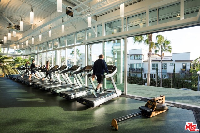 5827 Meadowlark PL Unit: 3