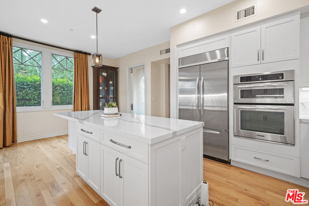 6241 W CRESCENT PARK Unit: 106