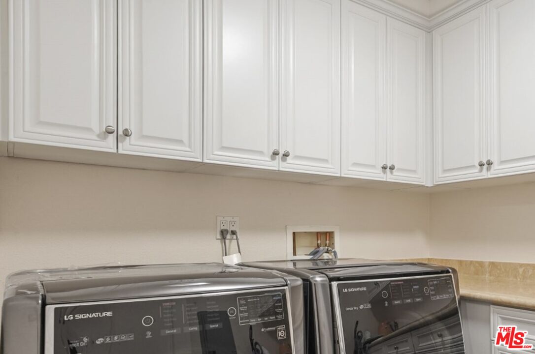 6241 W CRESCENT PARK Unit: 106