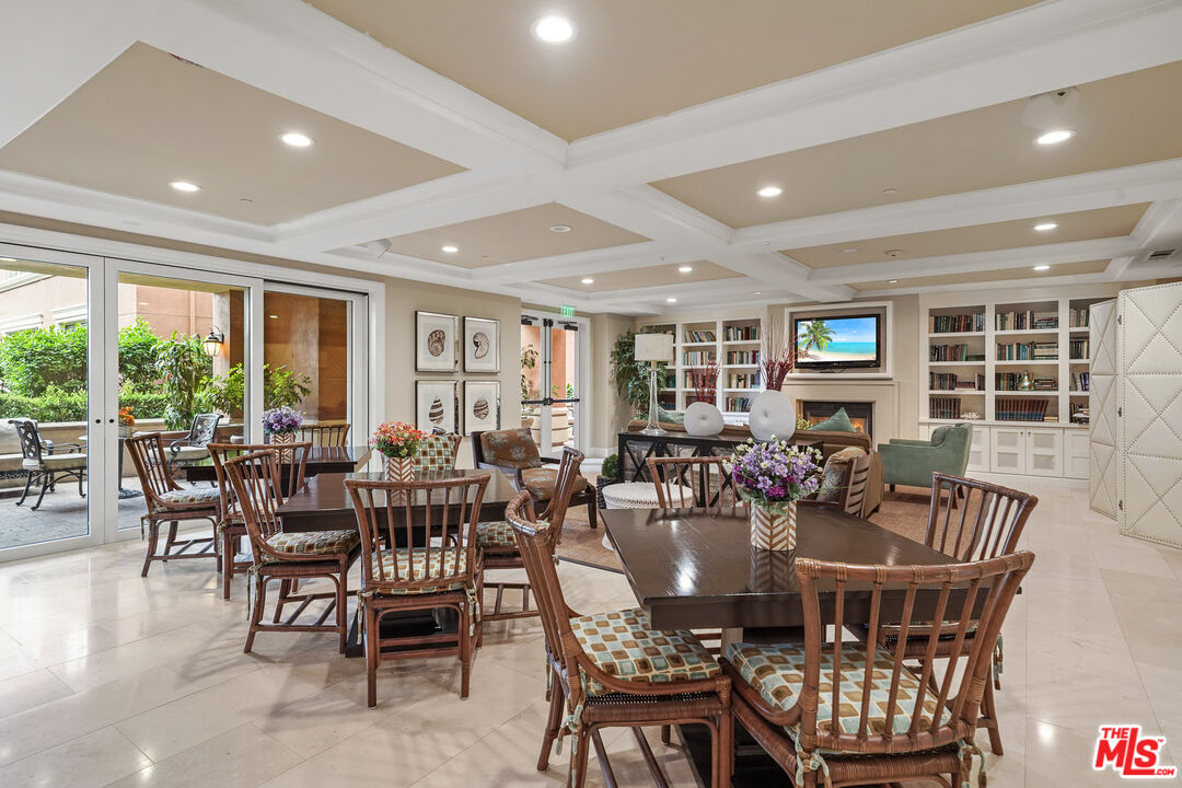 6241 W CRESCENT PARK Unit: 106