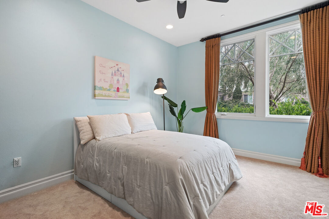 6241 W CRESCENT PARK Unit: 106