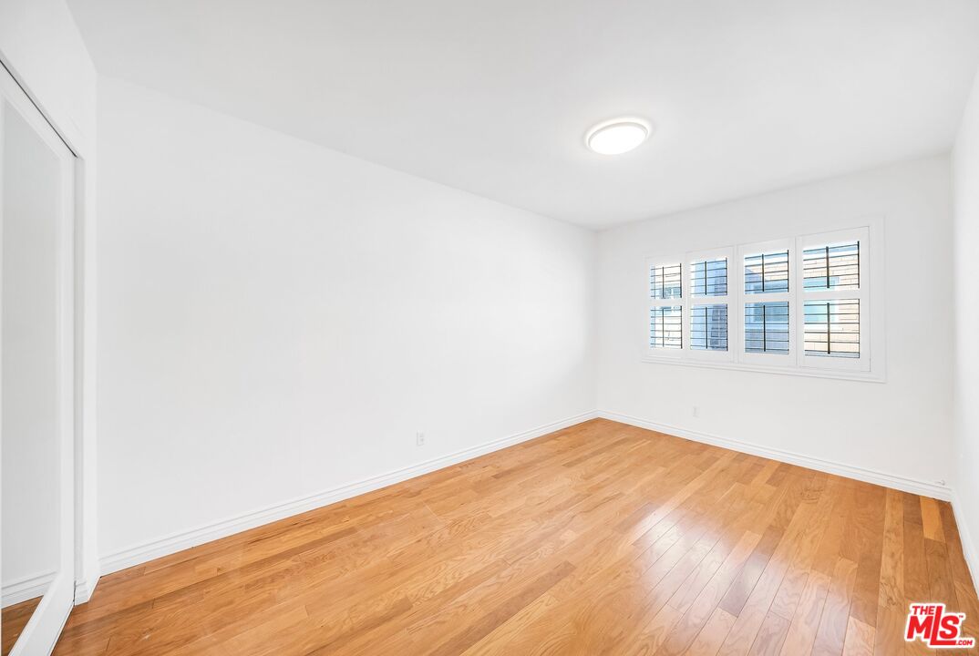 1155 11th St Unit: 6