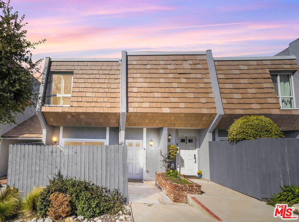 1155 11th St Unit: 6