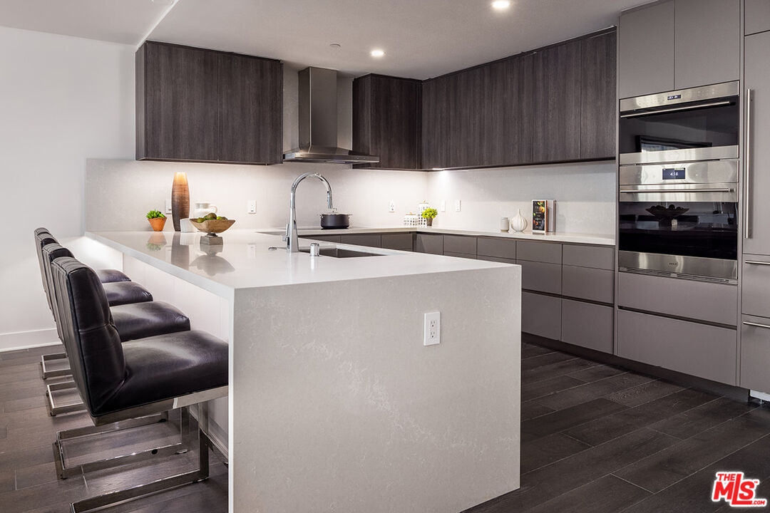 411 S Hamel RD Unit: 101