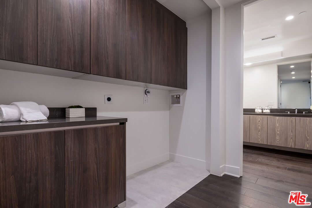 411 S Hamel RD Unit: 101