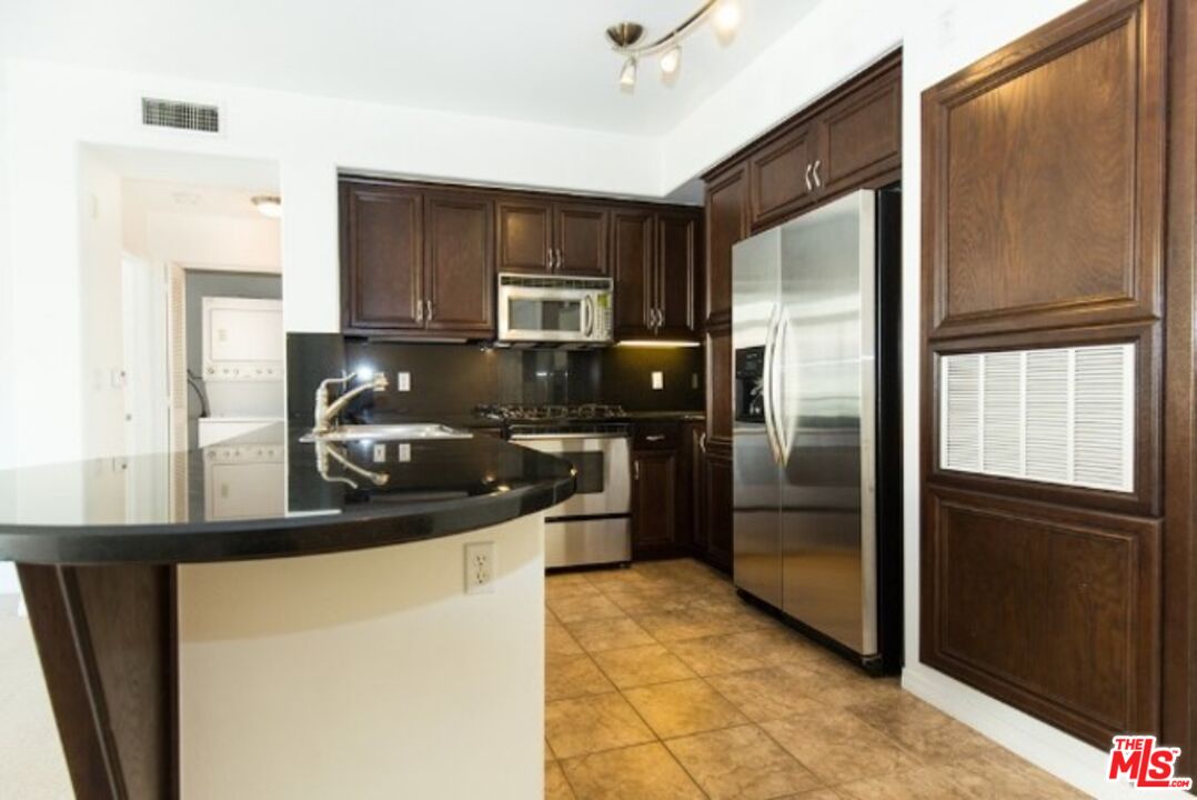 13044 Pacific Promenade Unit: 306