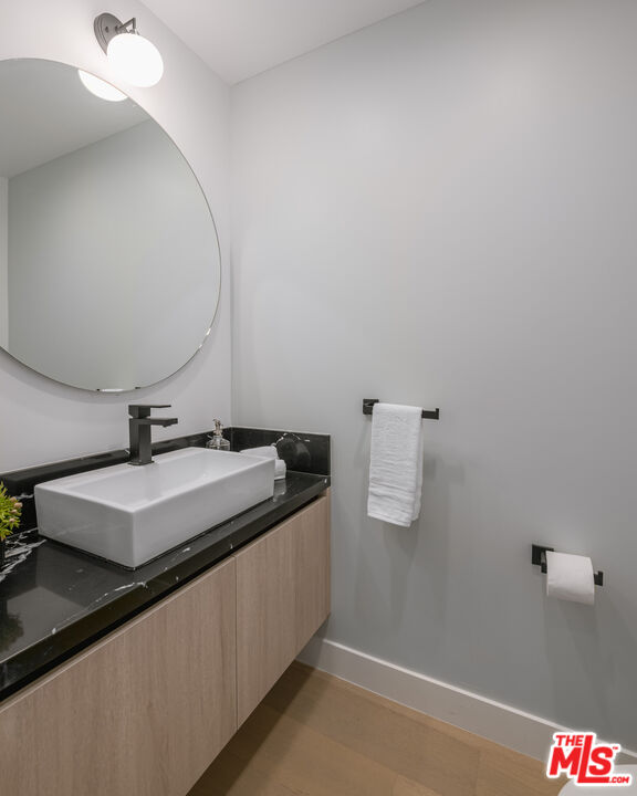 1123 S Shenandoah St Unit: 402