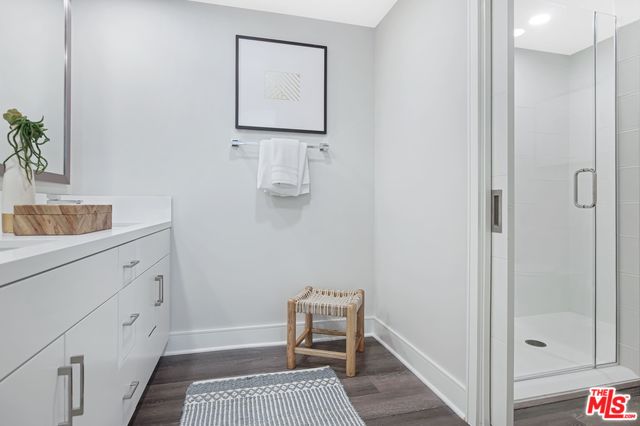 6030 Seabluff DR Unit: 319