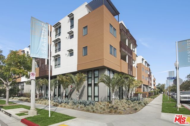 6030 Seabluff DR Unit: 319