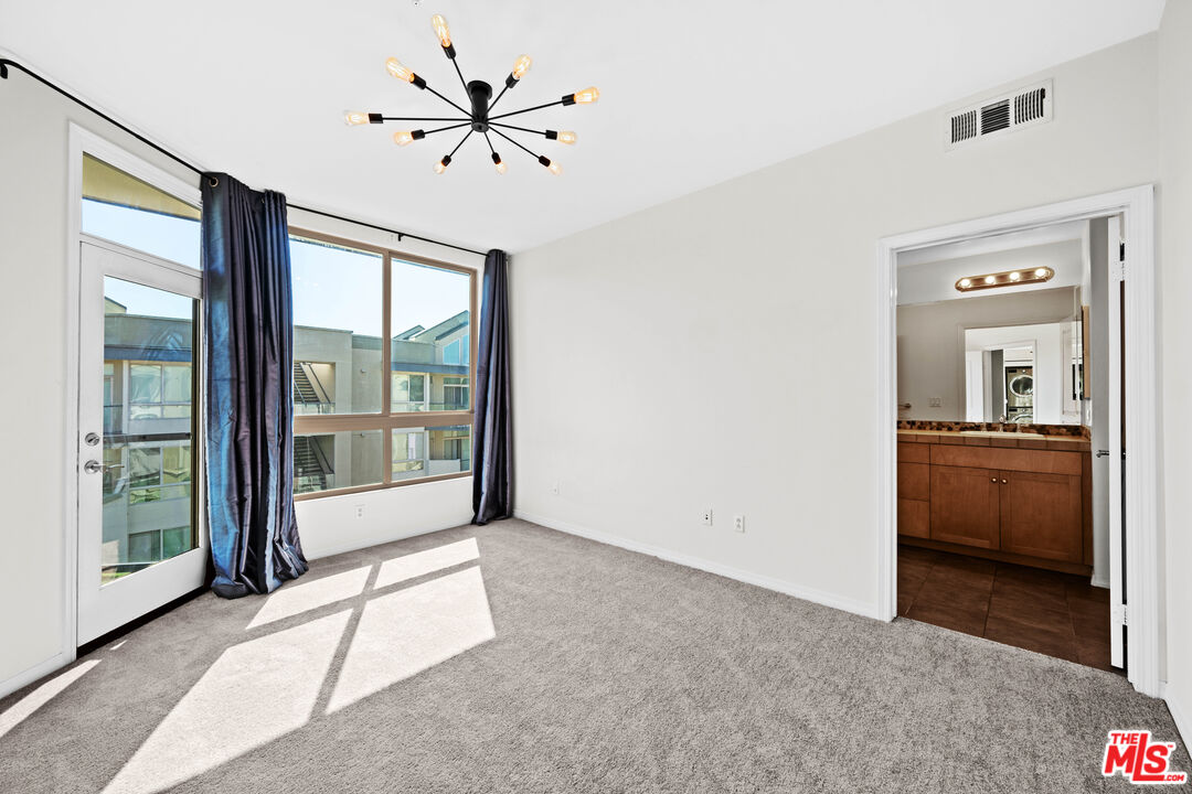 13044 Pacific Promenade Unit: 424