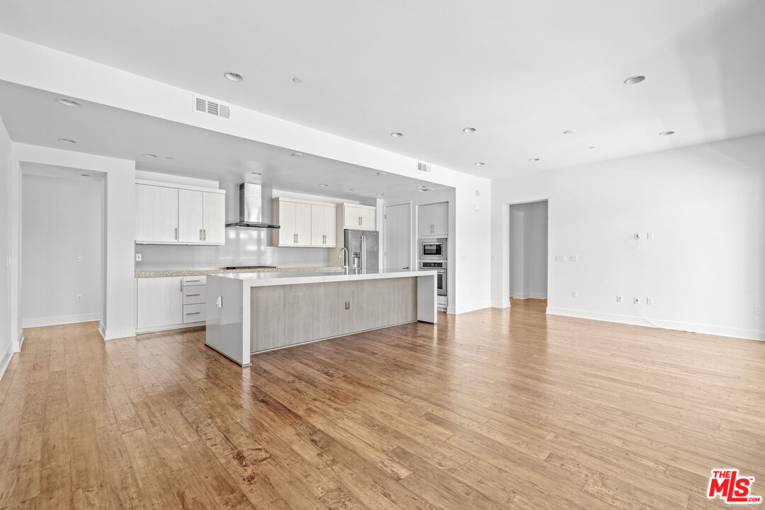 12492 Osprey Ln Unit: 1