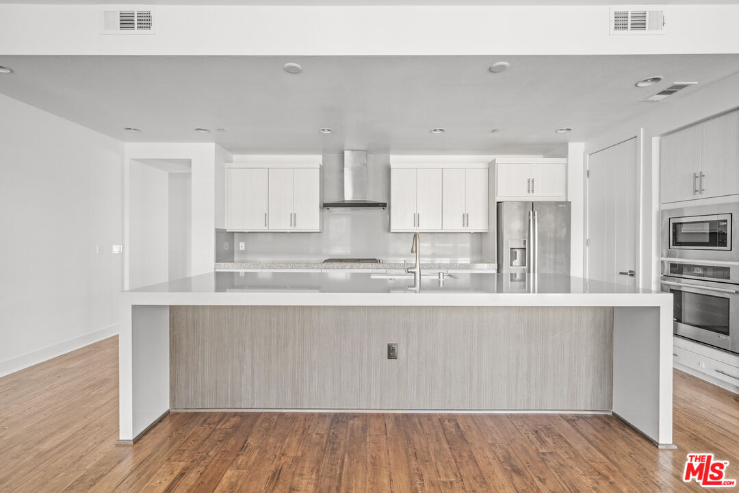 12492 Osprey Ln Unit: 1