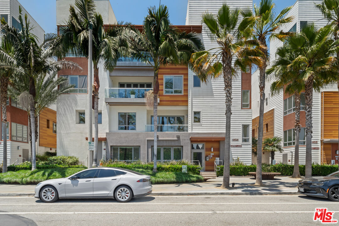 12492 Osprey Ln Unit: 1